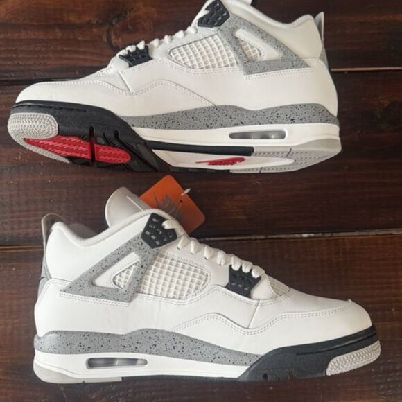Air Jordan Retro 4 White Cement Shoes - Picture 6 of 9